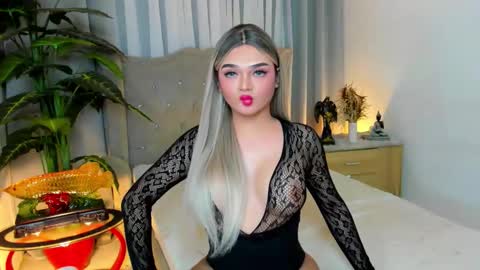 Snapshot of princesshugecumontop chatting on 09-22-25, 11:56 PrincessDONT FORGET TO FOLLOW ME online show from 09-22-25, 11:56