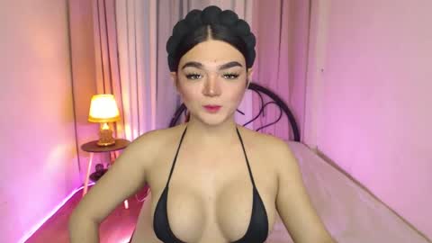 Snapshot of princesshugecumontop chatting on 06-28-26, 09:59 PrincessDONT FORGET TO FOLLOW ME online show from 06-28-26, 09:59