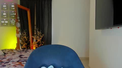 princessmariana25 online show from 01-10-26, 07:37