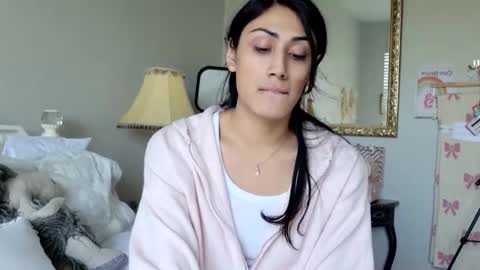 Snapshot of prinxessally chatting on 01-19-25, 06:32 Prinxessally online show from 01-19-25, 06:32