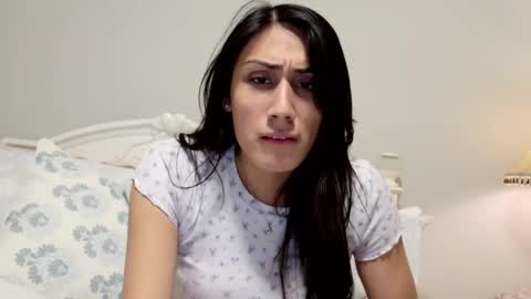 Snapshot of prinxessally chatting on 01-25-25, 02:58 Prinxessally online show from 01-25-25, 02:58