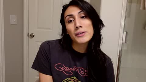 Snapshot of prinxessally chatting on 02-24-25, 05:43 Prinxessally online show from 02-24-25, 05:43