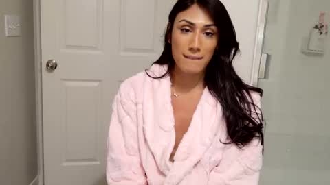 Snapshot of prinxessally chatting on 03-06-25, 05:03 Prinxessally online show from 03-06-25, 05:03