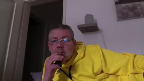 prinzalbertcock1 online show from 10-26-25, 11:27