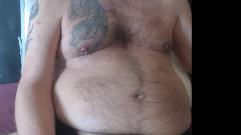 Snapshot of prinzpiercing chatting on 10-31-25, 10:49 prinzpiercing online show from 10-31-25, 10:49