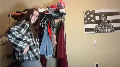 Prism online show from 10-09-25, 01:58