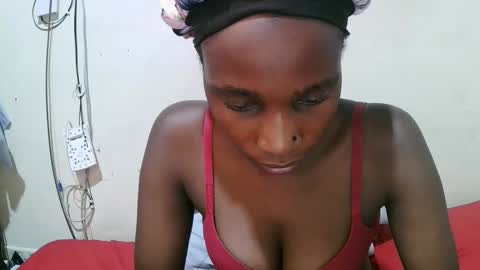 pritty_amber online show from 04-23-26, 01:29