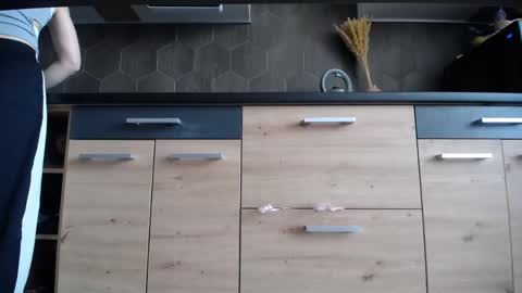 Space online show from 04-24-26, 06:49