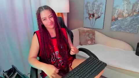 Priya Rose online show from 06-11-26, 06:17