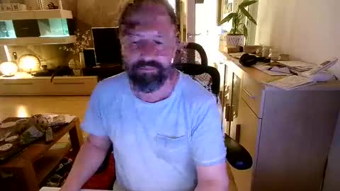 Snapshot of proband_007 chatting on 05-27-26, 09:34 proband_007 online show from 05-27-26, 09:34