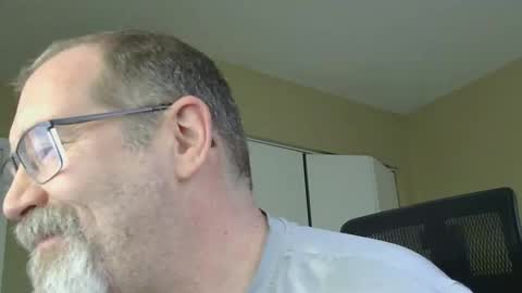 Snapshot of professor21255 chatting on 04-28-26, 11:48 professor21255 online show from 04-28-26, 11:48