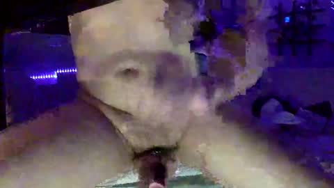 Snapshot of profnwear chatting on 01-12-25, 01:05 ProfNUWear online show from 01-12-25, 01:05