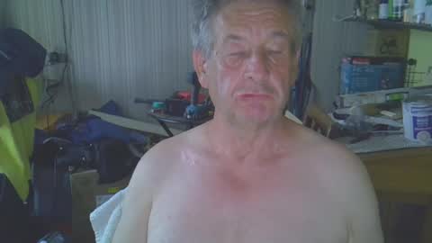 Snapshot of projectorepson chatting on 07-17-26, 06:57 projectorepson online show from 07-17-26, 06:57