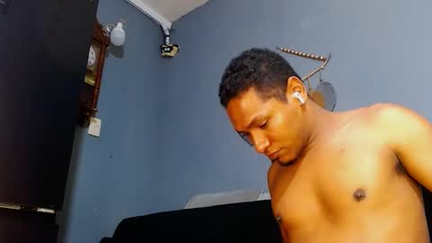 Grande y Gruesa online show from 02-10-25, 02:59