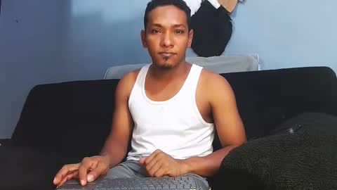 Grande y Gruesa online show from 09-23-25, 07:44