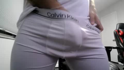proseccopapi23 online show from 07-11-26, 04:26