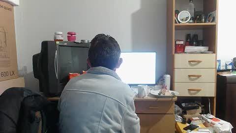 Mariusz online show from 05-24-26, 02:05