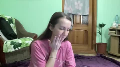 Snapshot of proud_sweet_21 chatting on 10-29-25, 11:06 proud sweet 21 online show from 10-29-25, 11:06