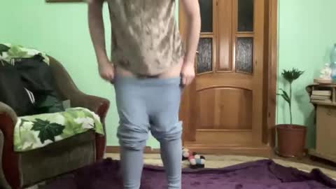 Snapshot of proud_sweet_21 chatting on 11-23-25, 01:05 proud sweet 21 online show from 11-23-25, 01:05