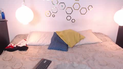 Adris  Juan online show from 10-03-25, 02:08