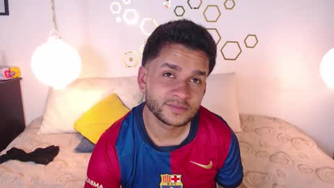 Adris  Juan online show from 10-12-25, 02:10