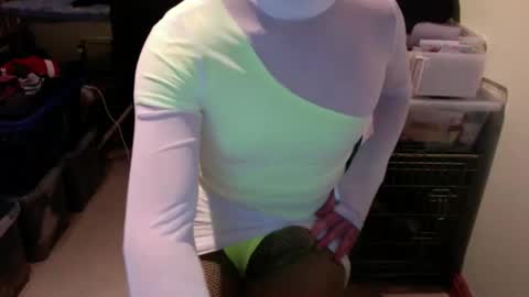 Snapshot of prrysport123 chatting on 11-24-25, 09:42 prrysport123 online show from 11-24-25, 09:42