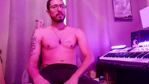 Snapshot of psilocipher chatting on 07-25-26, 02:20 Sk8wave online show from 07-25-26, 02:20