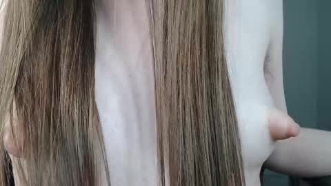 Snapshot of psychegirl chatting on 02-27-25, 09:25 psychegirl online show from 02-27-25, 09:25