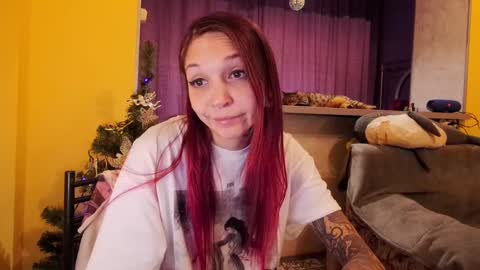 Snapshot of psyheya chatting on 12-29-24, 07:11 LUCY -----    online show from 12-29-24, 07:11