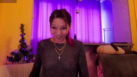 Snapshot of psyheya chatting on 01-08-25, 11:21 LUCY -----    online show from 01-08-25, 11:21