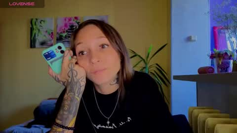 Snapshot of psyheya chatting on 09-14-25, 09:52 LUCY -----    online show from 09-14-25, 09:52