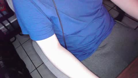 Snapshot of pt35l chatting on 07-19-26, 09:51 your mysterious man online show from 07-19-26, 09:51