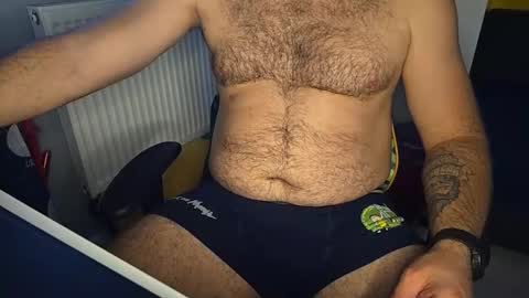 Snapshot of ptoku1985 chatting on 09-24-25, 08:39 ptoku1985 online show from 09-24-25, 08:39