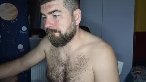 Snapshot of ptoku1985 chatting on 10-06-25, 07:17 ptoku1985 online show from 10-06-25, 07:17