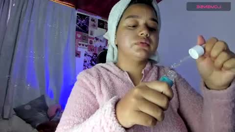 Snapshot of pucaa_ chatting on 05-26-26, 02:57 Emma Rico model indep online show from 05-26-26, 02:57