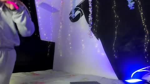 Snapshot of pucaa_ chatting on 06-03-26, 11:46 Emma Rico model indep online show from 06-03-26, 11:46