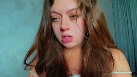 Snapshot of puff_witch chatting on 01-14-25, 11:42 Nayaa Nay 3 online show from 01-14-25, 11:42