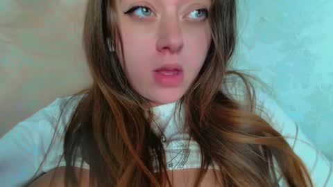 Snapshot of puff_witch chatting on 01-16-25, 12:53 Nayaa Nay 3 online show from 01-16-25, 12:53