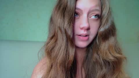 Snapshot of puff_witch chatting on 01-17-25, 02:39 Nayaa Nay 3 online show from 01-17-25, 02:39