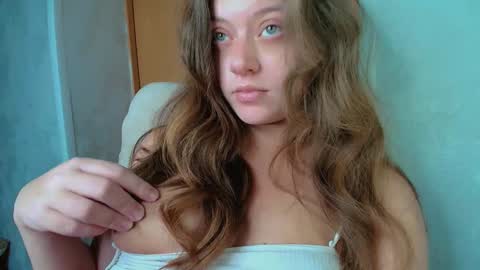 Snapshot of puff_witch chatting on 01-23-25, 10:54 Nayaa Nay 3 online show from 01-23-25, 10:54