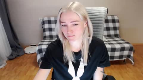 Polly online show from 02-07-26, 04:27