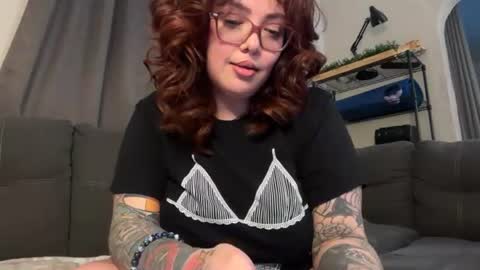 Pumpkin bunny online show from 06-16-26, 01:41