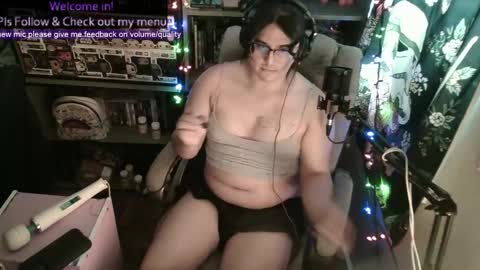 Snapshot of pup_cup69 chatting on 11-20-25, 09:03 Pup Cup69 online show from 11-20-25, 09:03