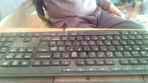 pup_y online show from 11-06-25, 09:54