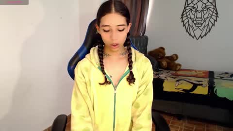 Cris online show from 11-28-25, 12:52