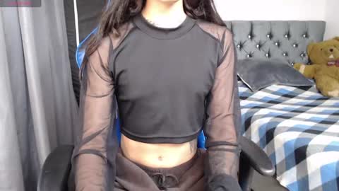Snapshot of pupi_wolf chatting on 06-24-26, 12:59 Cris online show from 06-24-26, 12:59