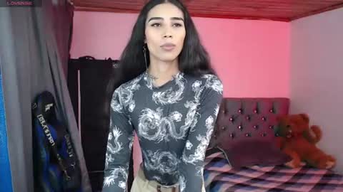 Snapshot of pupi_wolf chatting on 07-03-26, 06:14 Cris online show from 07-03-26, 06:14
