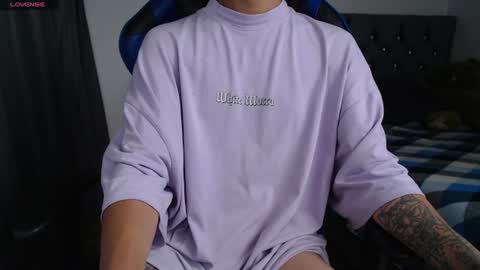 Snapshot of pupi_wolf chatting on 07-29-26, 06:28 Cris online show from 07-29-26, 06:28