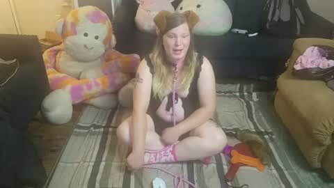puppygirllovestobeg online show from 06-28-26, 07:36