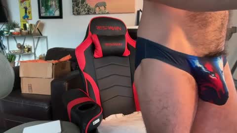 Pup Scritch online show from 04-27-26, 01:42